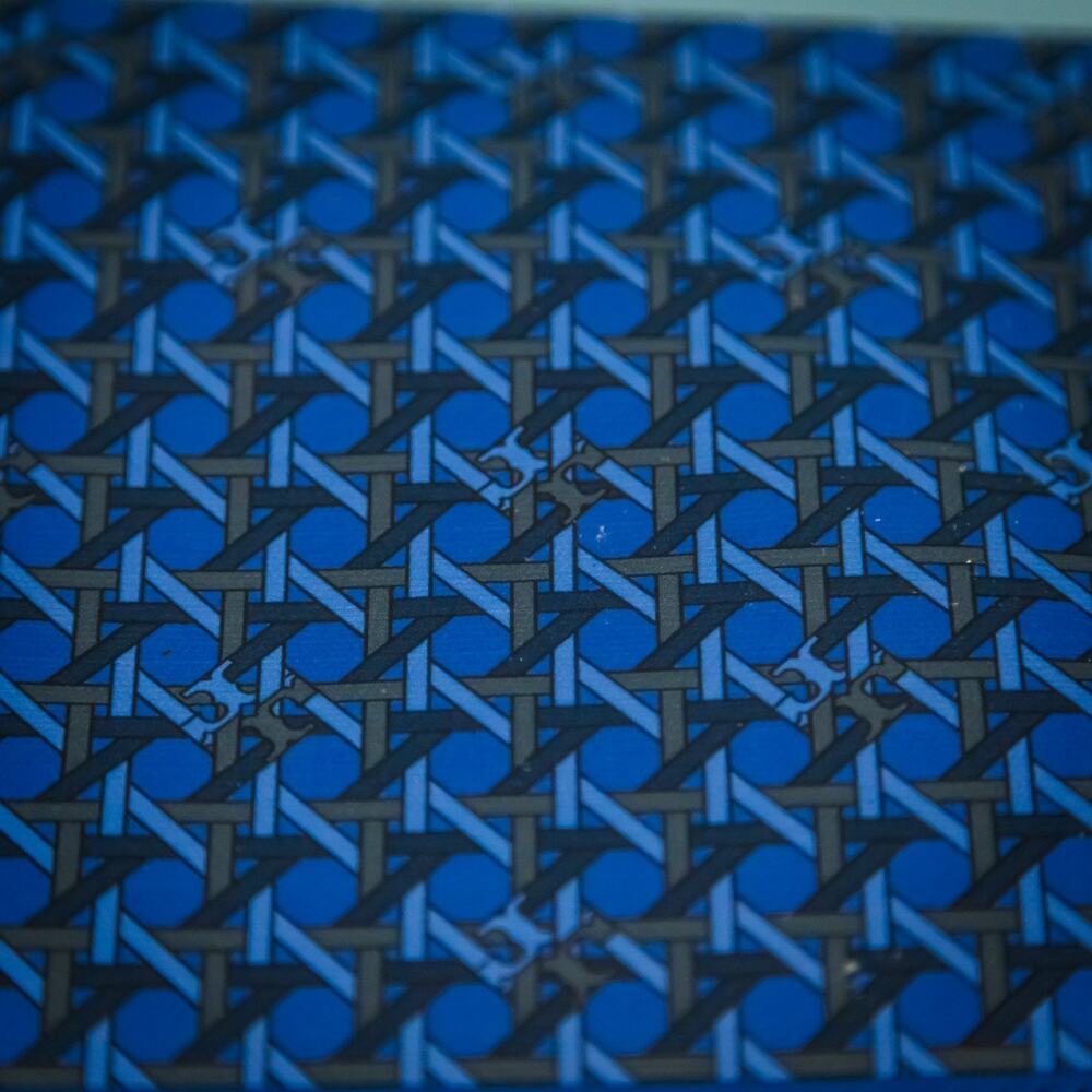 Tory Burch Blue Basketweave Logo Geometric Print Zip Top Leather Wristlet Clutch - Picture 3 of 6